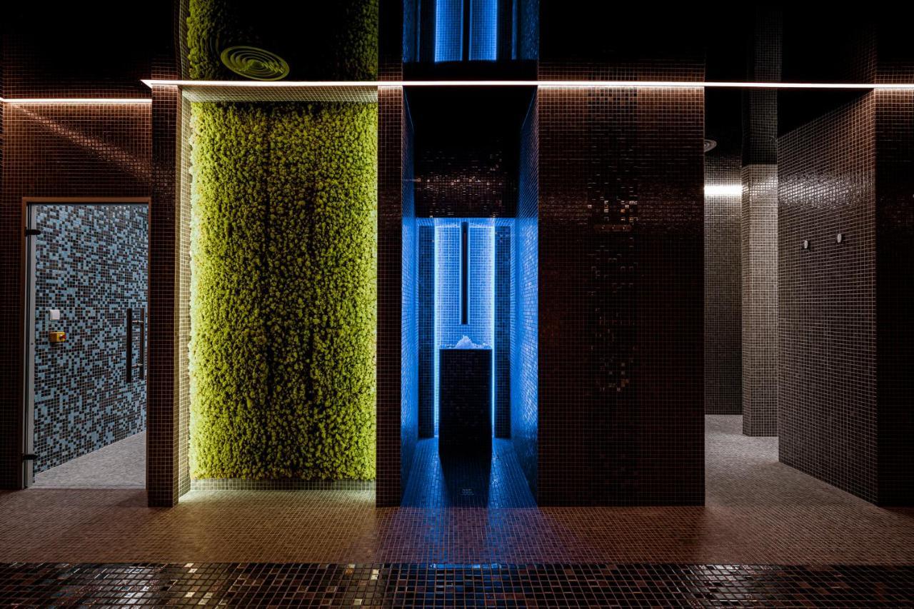 Platinum Mountain Hotel&Spa شكلارسكا بوريبا المظهر الخارجي الصورة The elevator